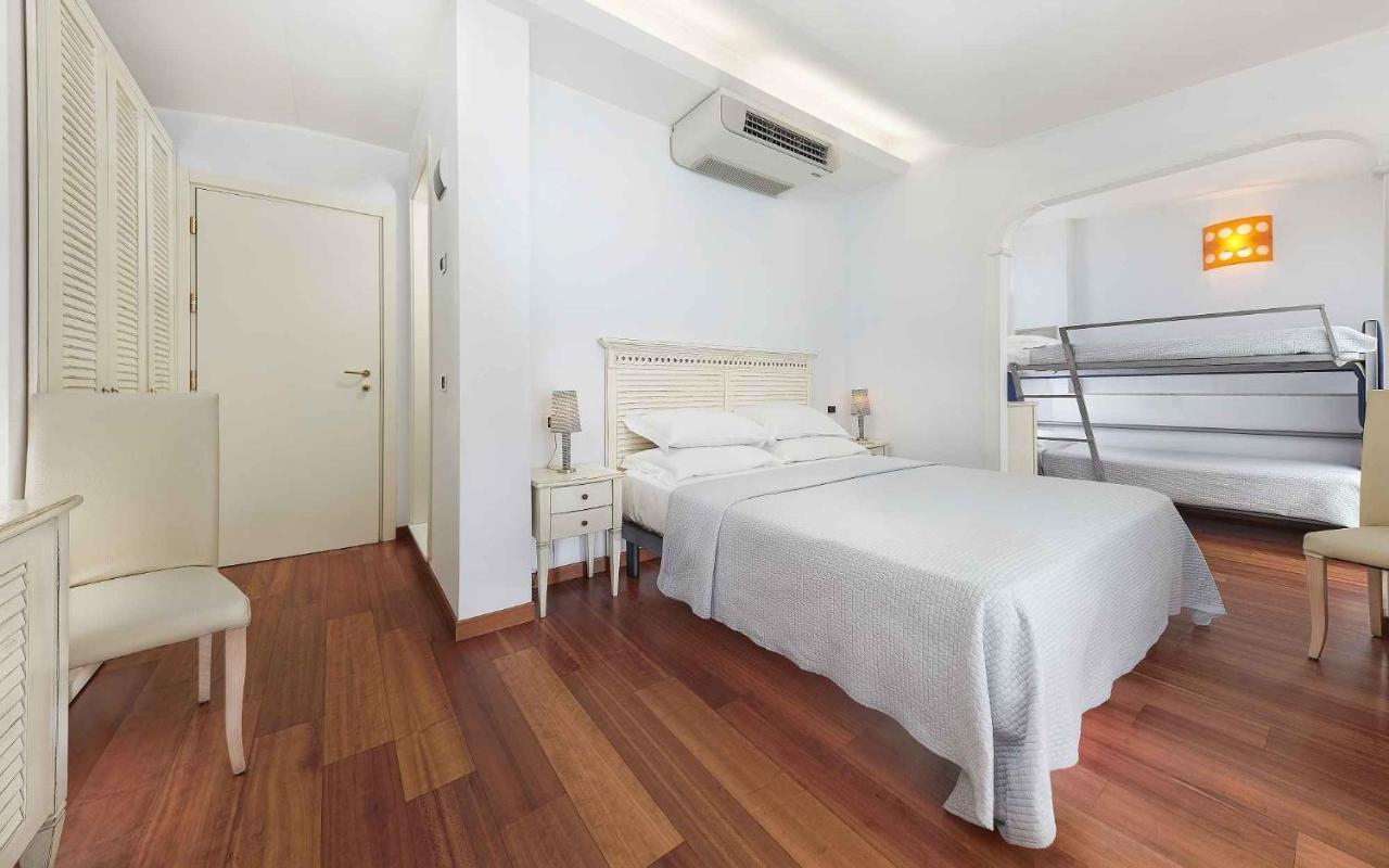 Hotel Antibes Riccione Esterno foto
